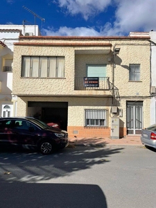 Casa adosada en venta en Vélez-Rubio