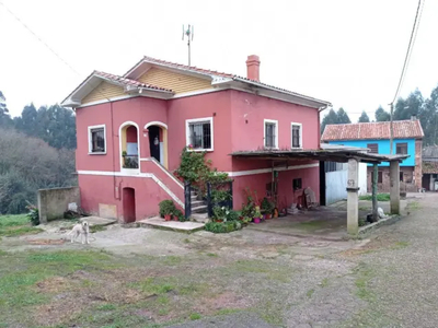 Casa en venta en Arlos en Lugo de Llanera por 167,000 €