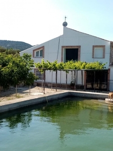 Chalet en venta en Castalla