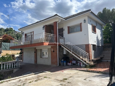 Chalet en venta en Esparreguera