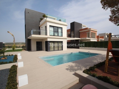 Villa en venta en Cabo Roig, Orihuela