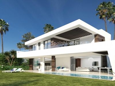 Villa independiente en venta en Estepona