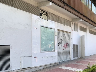 Avenida Doctor Martín Vegue Jaude, 16