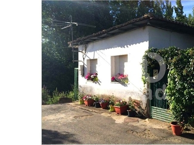 Casa para comprar en La Bañeza, España