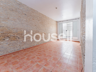 Espacioso piso de 137 m² en Calle Santa Angela de la Cruz , 41003 Sevilla