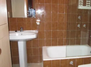 Apartamento en alquiler en Avenida Divina Pastora