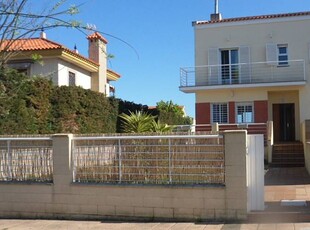 Casa en alquiler a 700 m de la playa