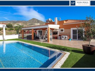 Casa en venta en Piedra Hincada, Guía de Isora, Tenerife