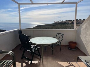 Dúplex en alquiler en Gran Alacant de 3 habitaciones con terraza y piscina