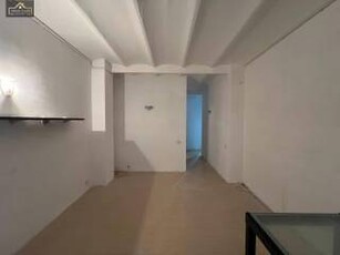 Piso de dos habitaciones 60 m², La Font de la Guatlla, Barcelona