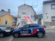 Chalet adosado en venta en Calle de la Cantina, 9 en Borox por 43.000 €