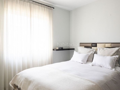 Apartamento piso de 3 dormitorios y 2 baños en la mejor zona de teatinos, recién reformado y con parking privado en Málaga