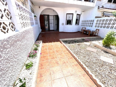 Casa adosada en venta en Playa de los Locos, Torrevieja