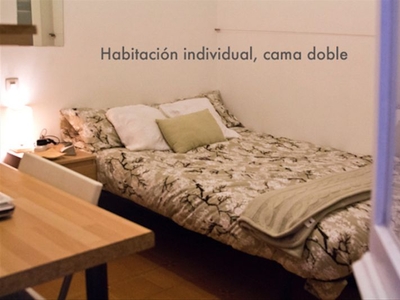 Habitaciones en C/ aragon, Barcelona Capital por 460€ al mes