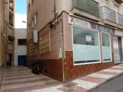 Local comercial en Alquiler en Aguadulce Almería