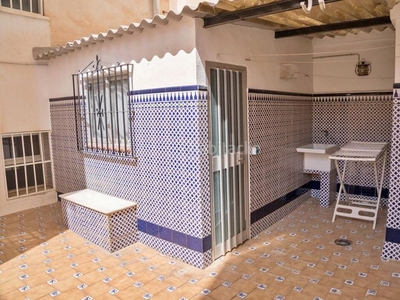 Piso con 3 habitaciones con ascensor en Los Castillejos - La Trinidad Málaga
