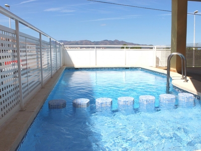 Venta de piso con piscina y terraza en Moncofa, Playa grao