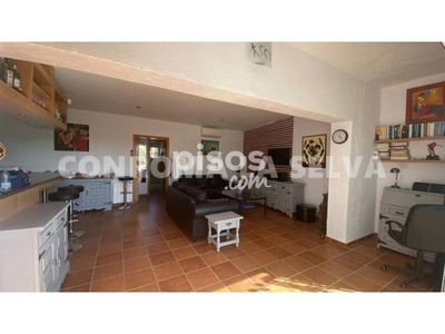 Casa en venta en Canyelles-La Montgoda