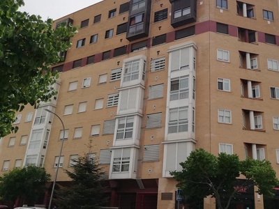 Piso en venta en Bernardino de Pantorba, Ensanche de Vallecas - La Gavia