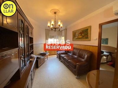 Piso en venta en Sants - Badal en La Maternitat-Sant Ramon por 265.000 €