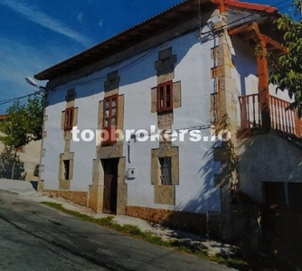 Сasa con terreno en venta en la Loma de Montija