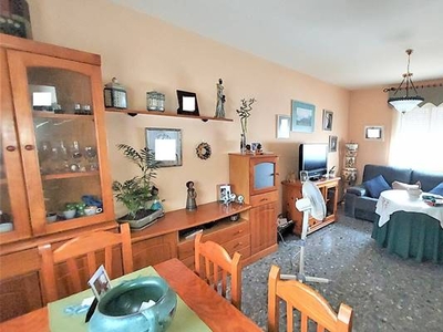 CASA UNIFAMILIAR EN VENTA