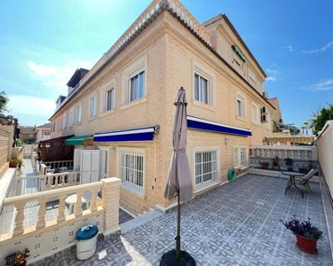 Chalet en venta en La Mata, Torrevieja, Alicante