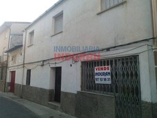 Venta Casa rústica Navalmoral de la Mata. 352 m²