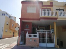 Venta Piso Almería. Piso de cuatro habitaciones Planta baja