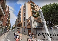Venta Piso Girona. Piso de cuatro habitaciones Cuarta planta calefacción individual