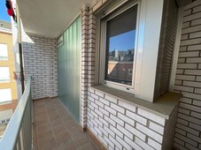 Venta Piso Ponferrada. Piso de dos habitaciones en Diego Antonio Gonzalez 5. Tercera planta con terraza