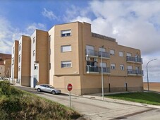 Venta Piso San Cristóbal de La Cuesta. Piso de tres habitaciones en Calle Iglesia. Con terraza