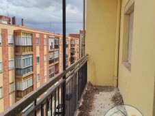 Venta Piso Valladolid. Piso de dos habitaciones Cuarta planta con terraza