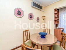 Venta Piso Valladolid. Piso de tres habitaciones en Sevilla. Buen estado cuarta planta con terraza