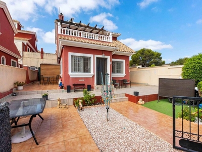 Venta Chalet Orihuela. 95 m²