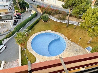 Venta Piso Alicante - Alacant. Piso de tres habitaciones en Avinguda Albufereta. Buen estado sexta planta con terraza