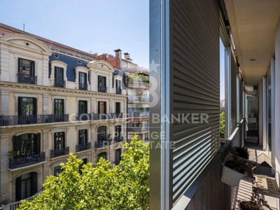 Piso de dos habitaciones buen estado, quinta planta, La Dreta de l'Eixample, Barcelona