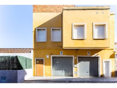 Venta Piso Cartagena. Piso de dos habitaciones en Calle Alcañiz. Buen estado primera planta con terraza