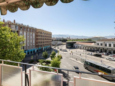 Venta Piso en andaluces. Granada. Tercera planta con balcón