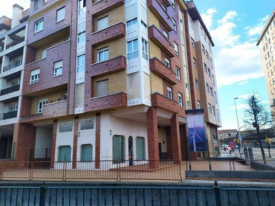 Venta Piso en Calle Ramon Areces 20. Gijón. Buen estado primera planta plaza de aparcamiento calefacción individual