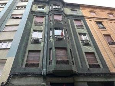 Venta Piso Gijón. Piso de tres habitaciones Buen estado primera planta con terraza