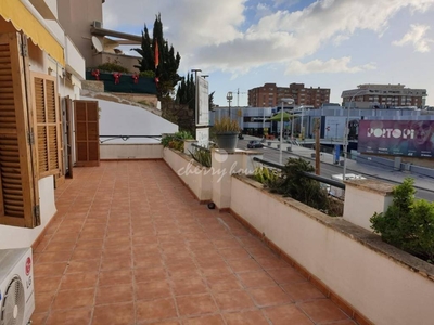 Venta Piso Palma de Mallorca. Piso de tres habitaciones en Carrer de la Garita. Buen estado segunda planta con terraza