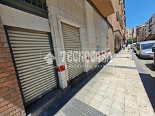 Tienda - Local comercial Calle del Monasterio de Poblet 20 Zaragoza Ref. 86287607 - Indomio.es