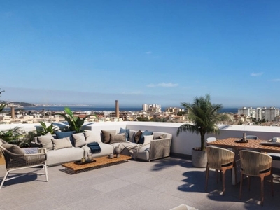 Apartamento en venta en Torre del Mar, Vélez-Málaga, Málaga