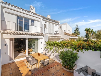 Casa en venta en Aloha Golf, Marbella, Málaga