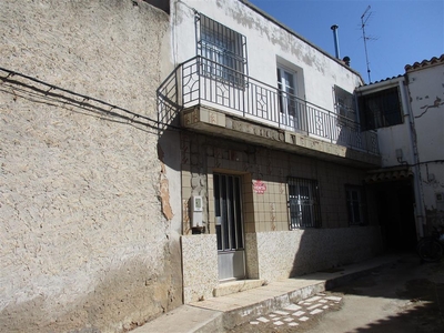 Casa en venta enplaza constitución, 2,abengibre,albacete