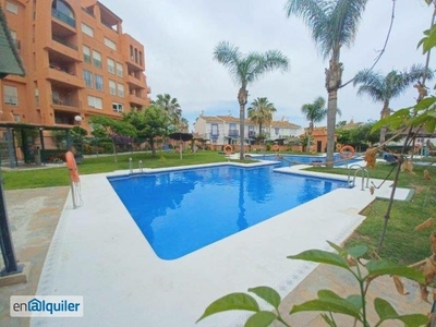 Piso en alquiler en recinto tranquila y con piscina, 2 habitaciones