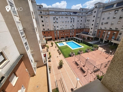 Venta de piso con piscina en Sevilla Este (Sevilla), Sevilla Este