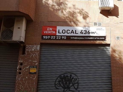 Local en venta en Valencia de 436 m²
