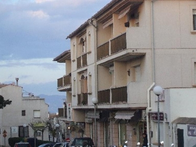 Apartamento en Venta en Casco Antiguo L' Escala, Girona